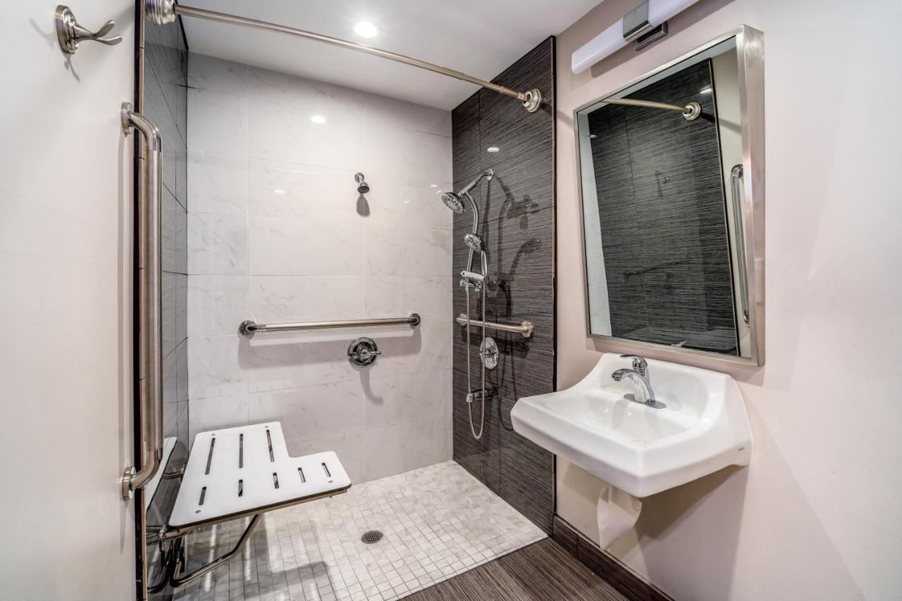 Friendly Hills Inn Уиттиер Экстерьер фото